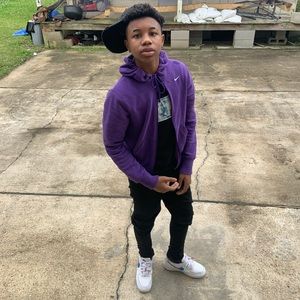 Meet your Posher, Felton